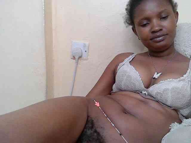 sexybounty2 webcam