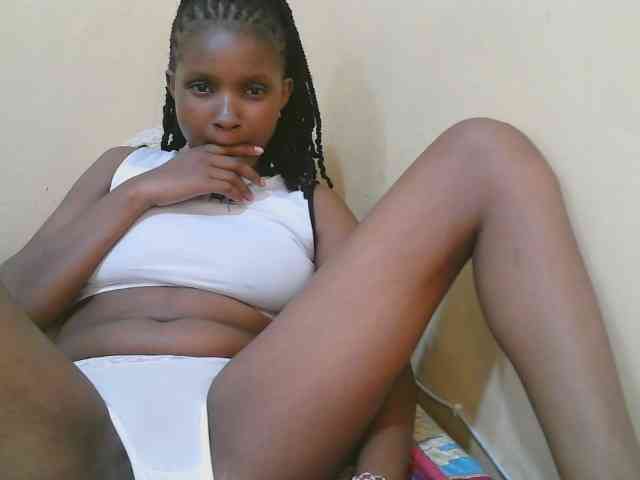 sexybounty2 webcam