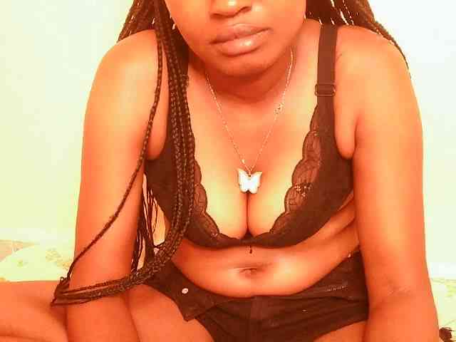 sexybounty2 webcam