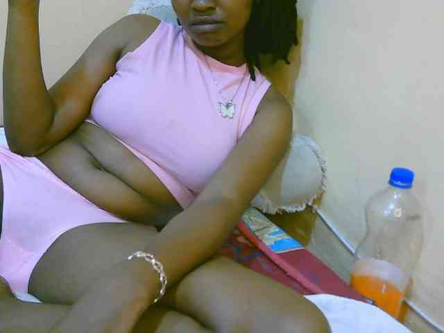 sexybounty2 webcam