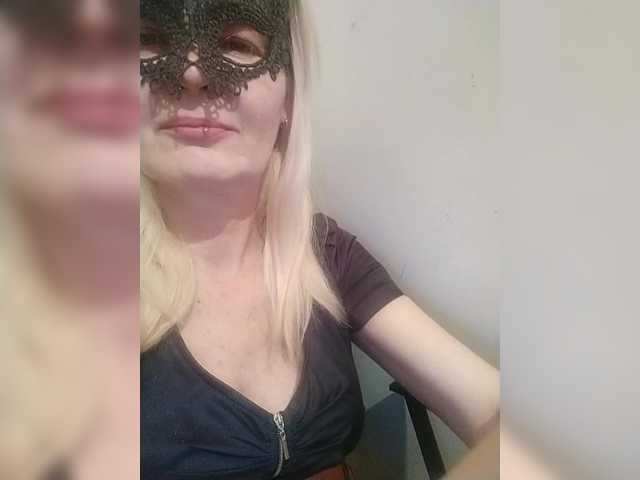 TatKotik's BongaCams show and profile