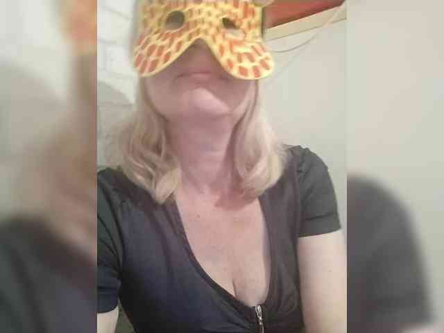 TatKotik webcam