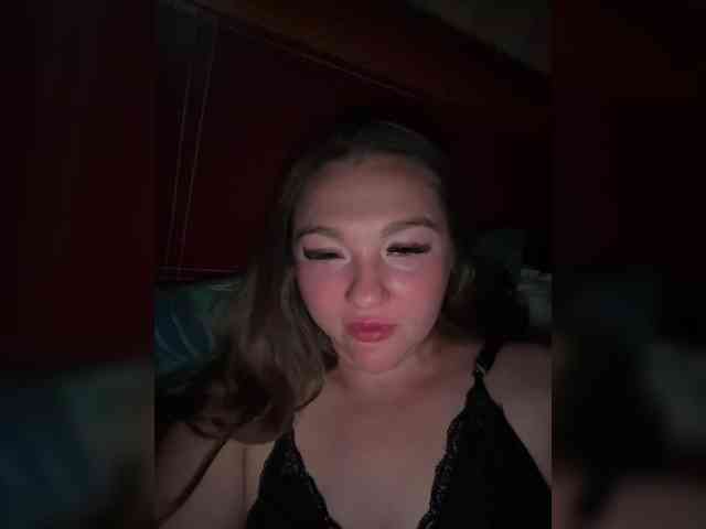 Snesha13 webcam