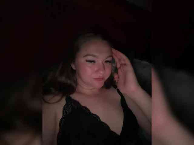 Snesha13 webcam