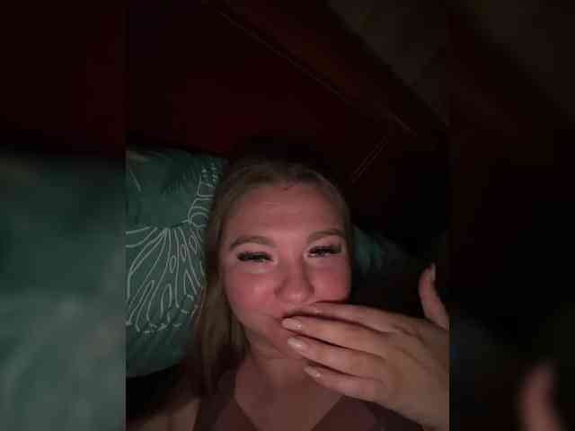 live on webcam Snesha13
