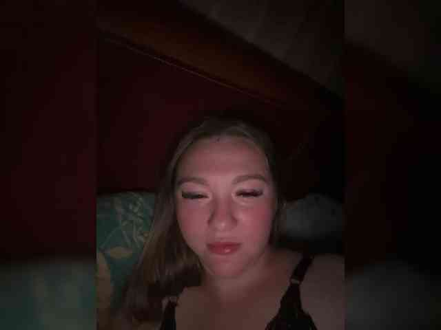 Snesha13 webcam