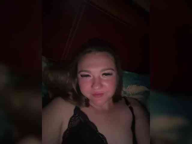 Snesha13 webcam