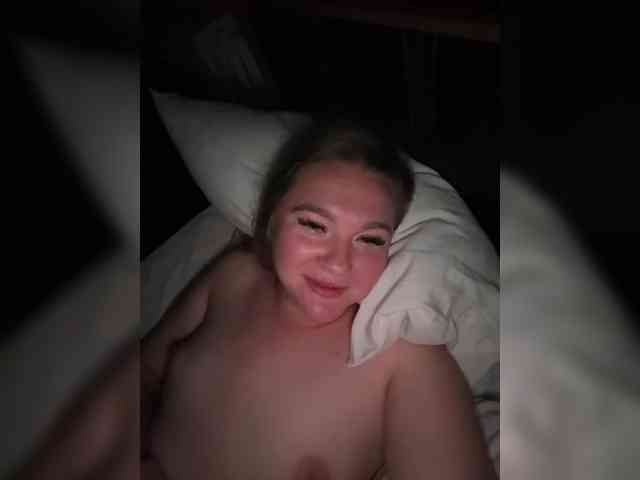 Snesha13 webcam