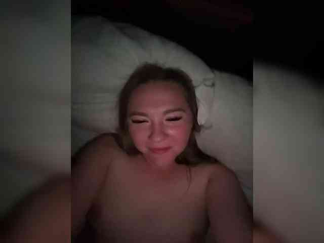 Snesha13 webcam