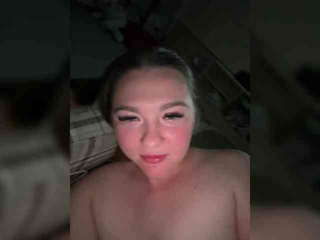 Snesha13 Live Webcam on BongaCams