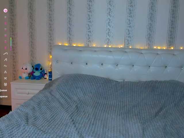 Sunnny live cam profile