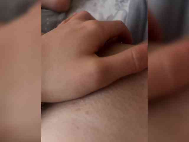 Sweetpussyr webcam