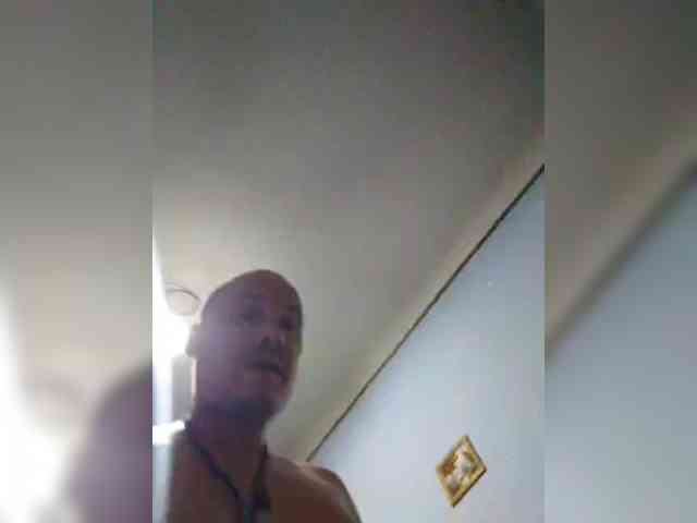 Vitalss198 webcam