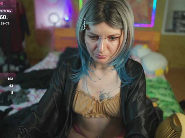 Dia-Angel's BongaCams show and profile