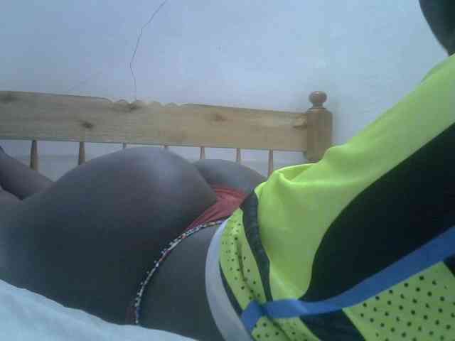 Doracandy Live Webcam on BongaCams