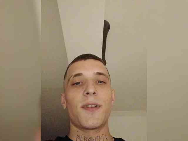 Student69-1 Live Webcam on BongaCams
