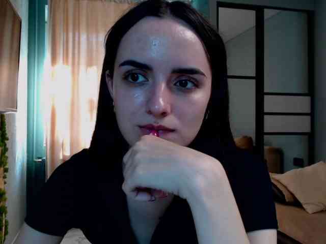Estella-Elsie webcam
