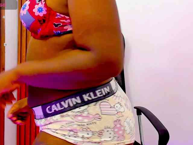 Saraah-joness webcam