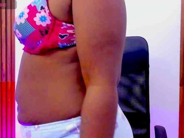Saraah-joness webcam