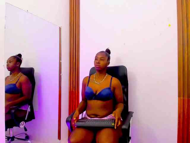 Saraah-joness webcam