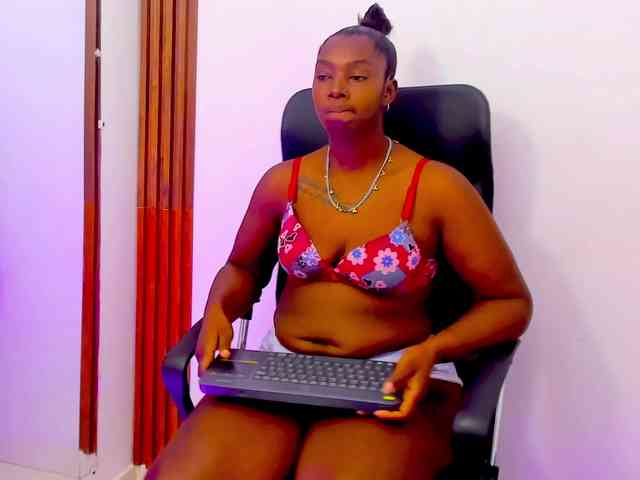Saraah-joness webcam
