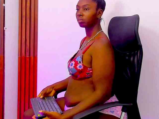Saraah-joness webcam