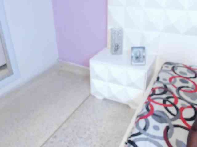 KataleyaRich webcam