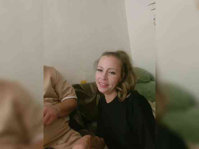 strip chat adult SkyXS
