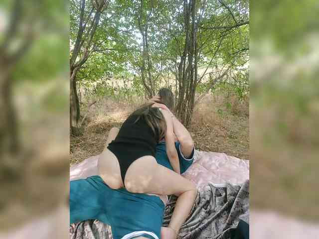 private live sexshow SkyXS