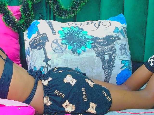 TEAMO2000's BongaCams show and profile