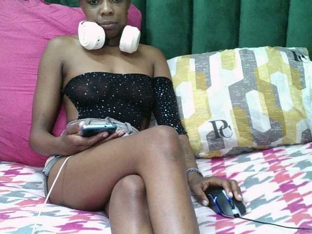 Naughty_NubianEmpress webcam bongacams model stream image