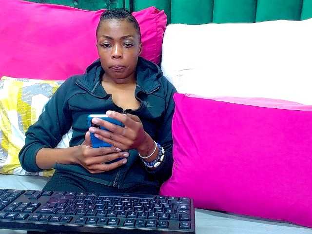 Naughty_NubianEmpress webcam bongacams model stream image