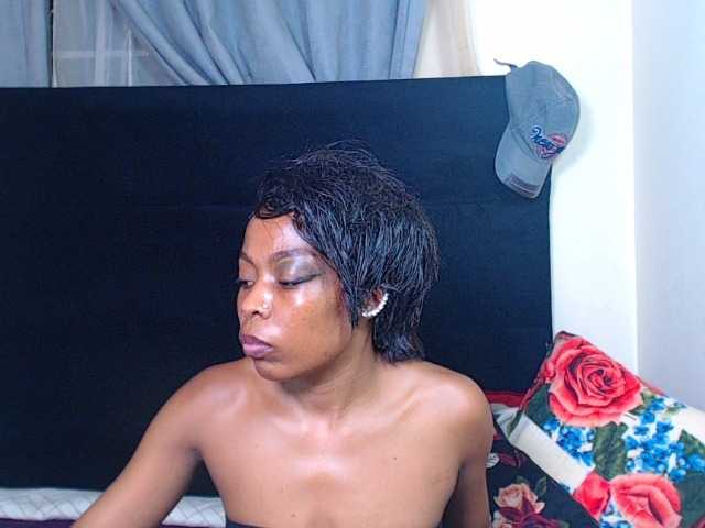 TEAMO2000's BongaCams show and profile