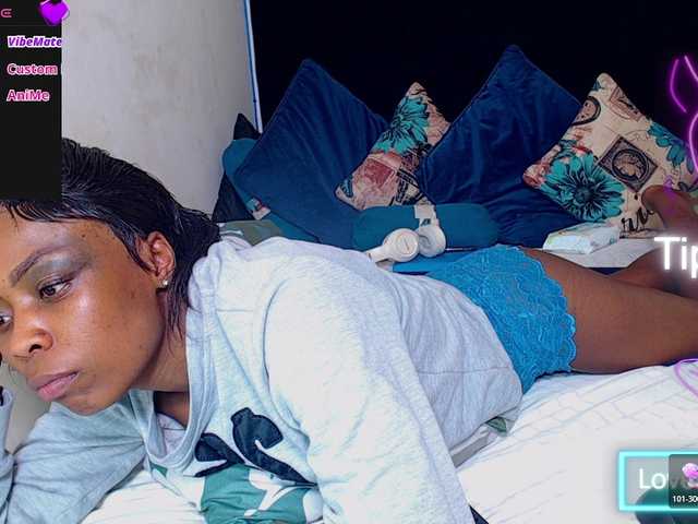 TEAMO2000's BongaCams show and profile