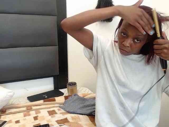 Teamo_AriesEmpress webcam