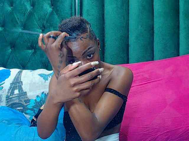 Teamo_AriesEmpress webcam