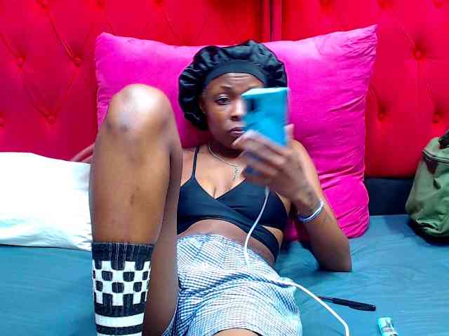 Teamo_AriesEmpress webcam