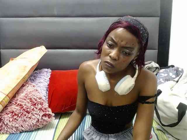 Teamo_AriesEmpress webcam