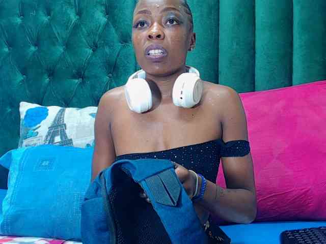 Teamo_AriesEmpress webcam