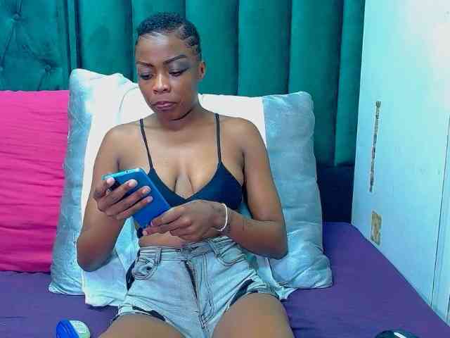 ARIES_Empress webcam