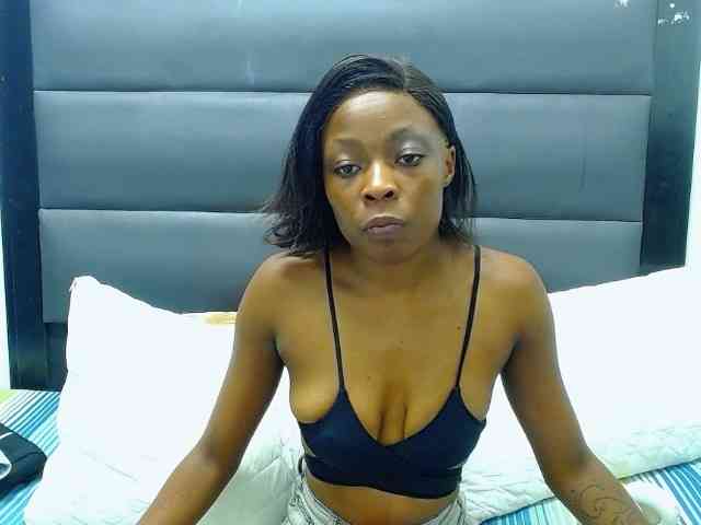 Teamo_AriesEmpress webcam