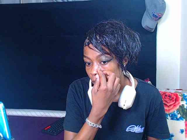 Teamo_AriesEmpress webcam