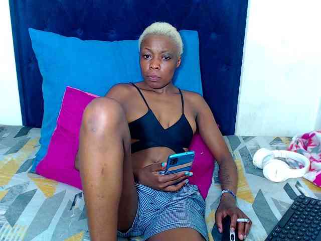 Teamo_AriesEmpress webcam