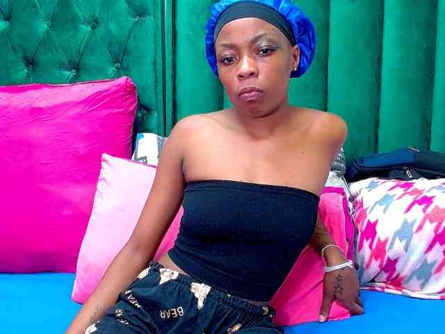 Naughty_NubianEmpress webcam