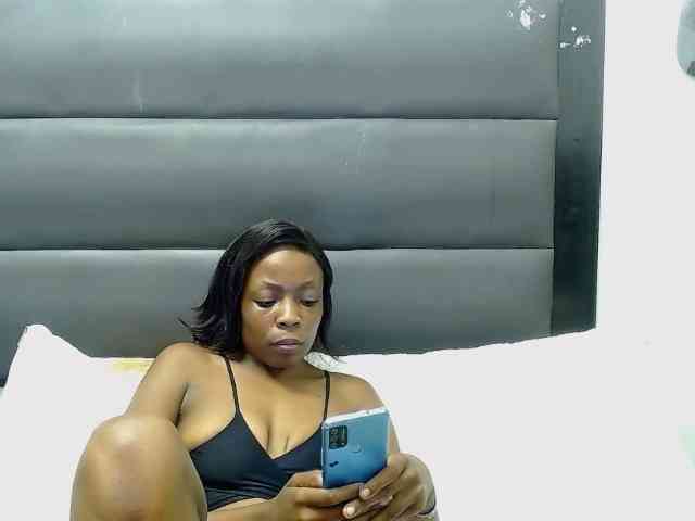 Teamo_AriesEmpress webcam