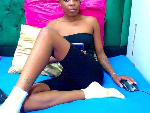 Naughty_NubianEmpress webcam