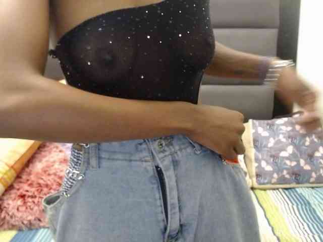 Teamo_AriesEmpress webcam