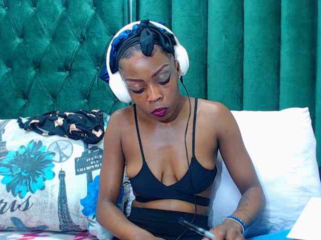 Teamo_AriesEmpress webcam