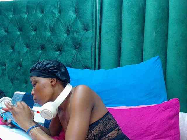 Teamo_AriesEmpress webcam