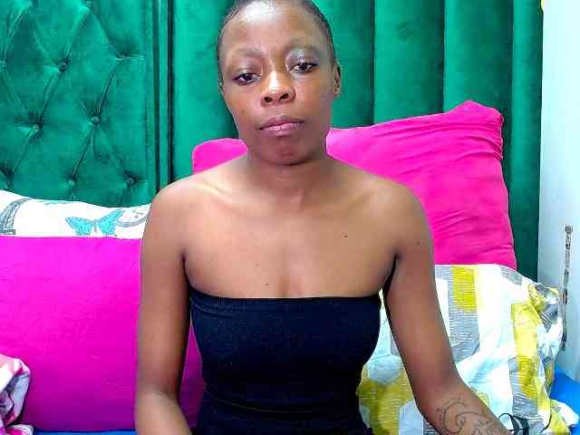 Naughty_NubianEmpress webcam